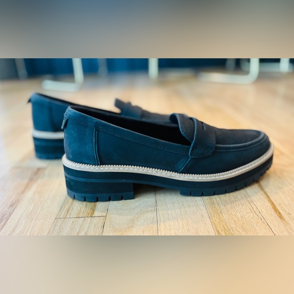 TOMS Cara Penny Loafer Lug Sole Black Leather Platform Slip On Comfy Women’s 10 - Picture 8 of 13